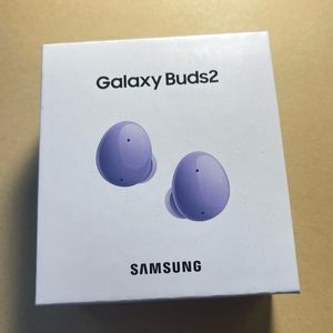 Samsung Galaxy Buds2 purple
